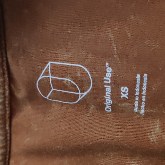 Bad bunny sad heart brown t shirt - Picture 3 of 4